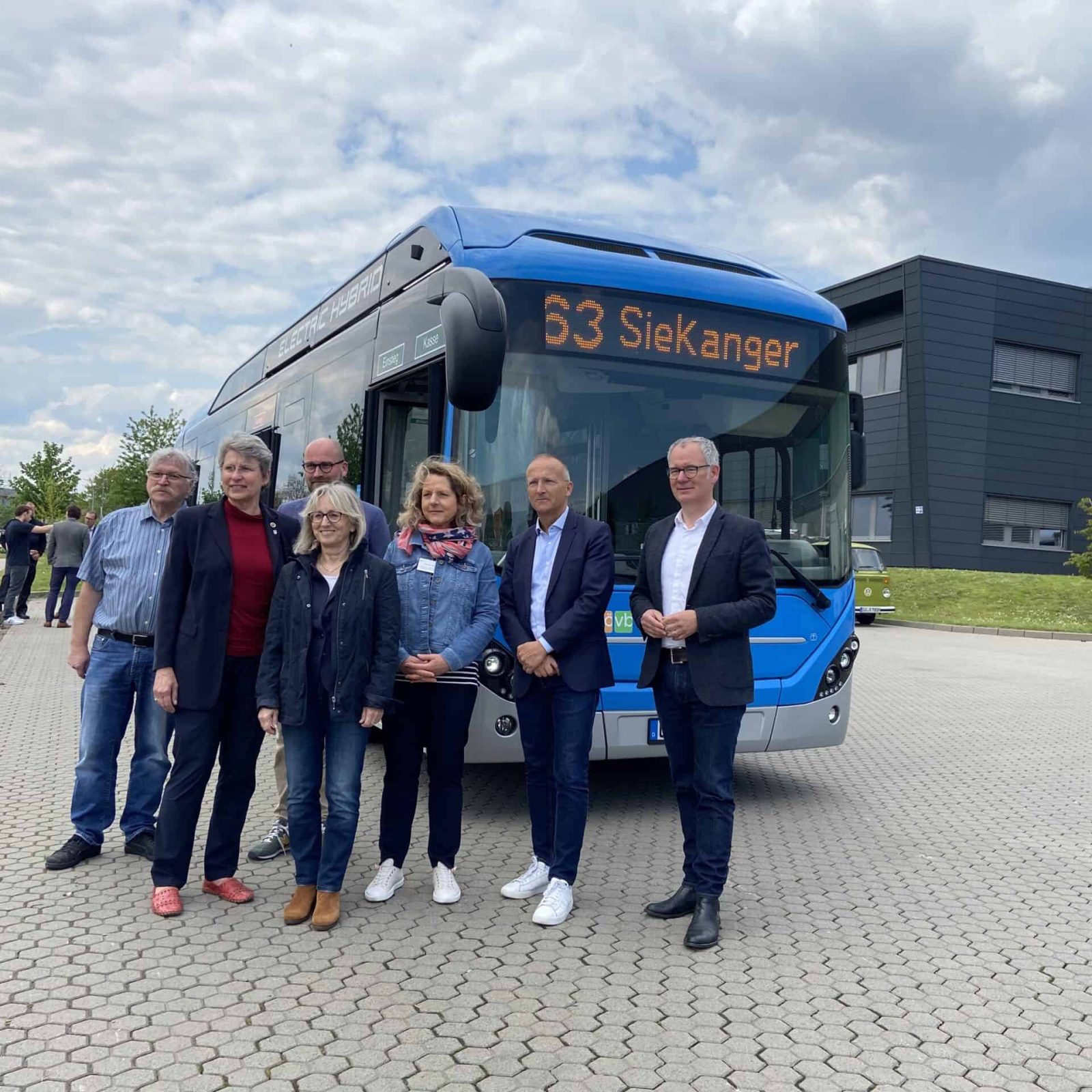 23-05-15 12-39-11 0300